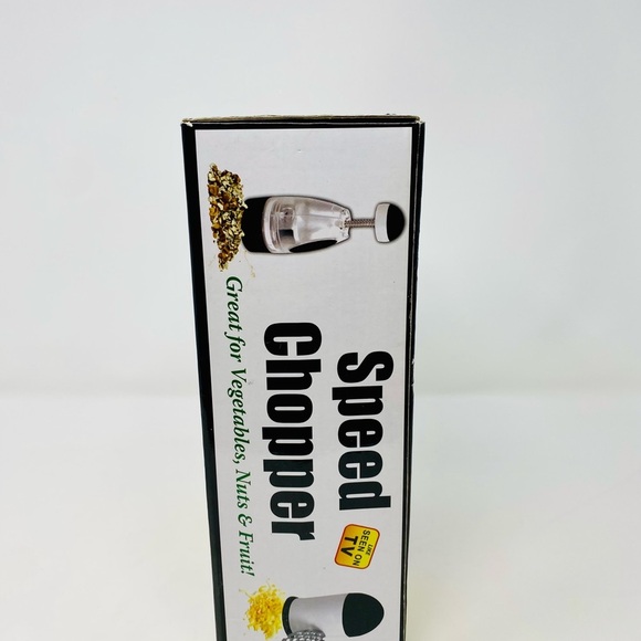 Speed Chopper with Bonus Cheese Grater - Picture 3 of 8